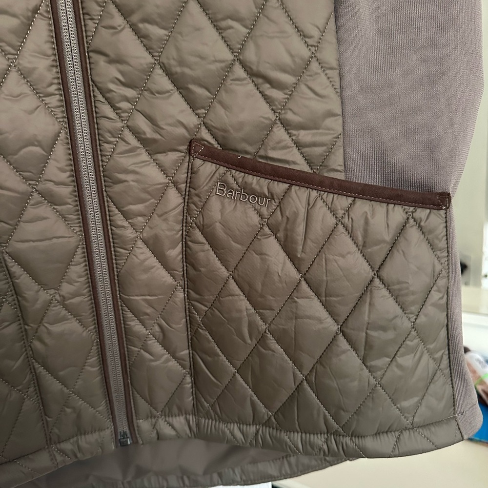 NWT Barbour Ladies High Field Gilet Quilted Vest - Olive Green - Picture 3 of 8